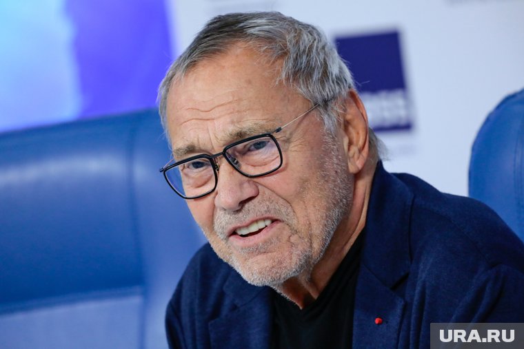 Покорение Голливуда, бурные романы и трагедия с дочерью: Андрею Кончаловскому — 88