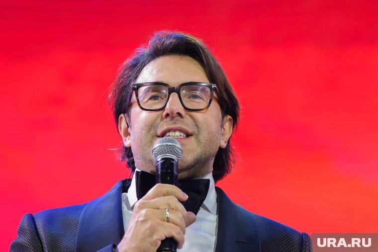 Курганский музыкант сделал предложение девушке на популярном шоу Малахова. Фото