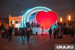 В Салехарде установили еще одно сердце к юбилею города. Видео