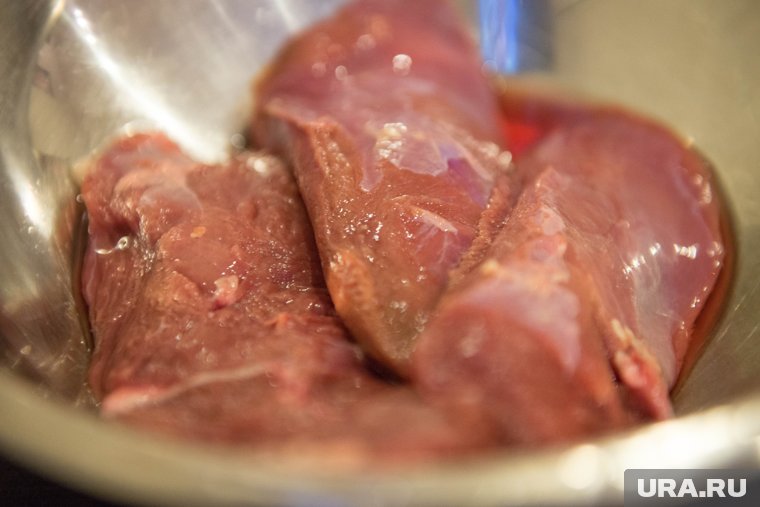 Бывшая фирма пермского экс-губернатора Чиркунова подменила говядину свининой