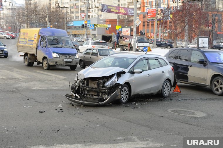 На трассе Сургут — Салехард ввели запрет обгона после смертельного ДТП