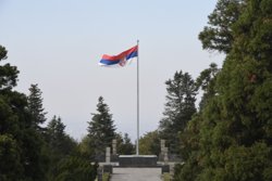Запад раскошелился на протесты в Сербии