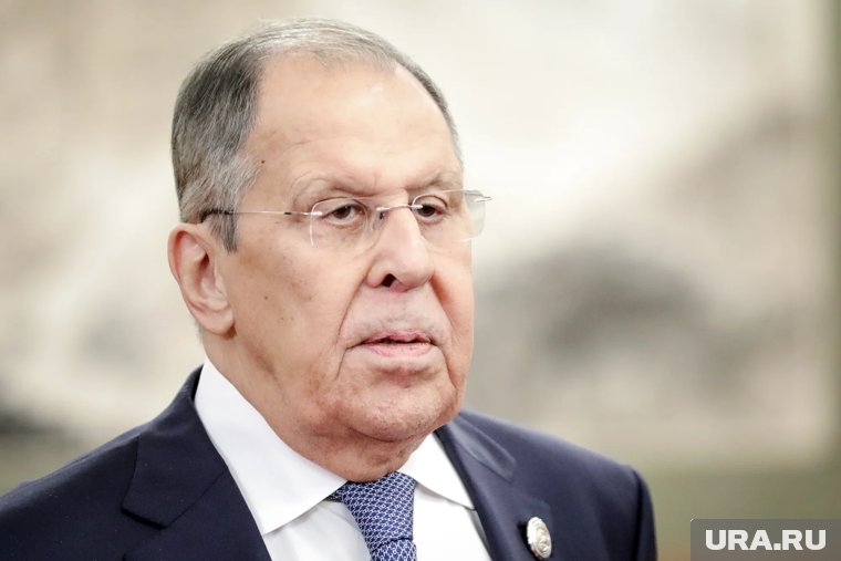 Лавров и Сийярто обсудили по телефону предстоящую встречу США и России