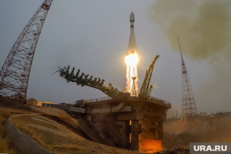 Ракета «Победы» с двумя россиянами и американцем стартовала с Байконура. Видео