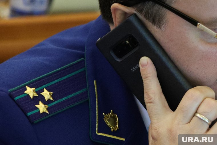 В конфликт губернатора и компаний Дерипаски вмешались силовики