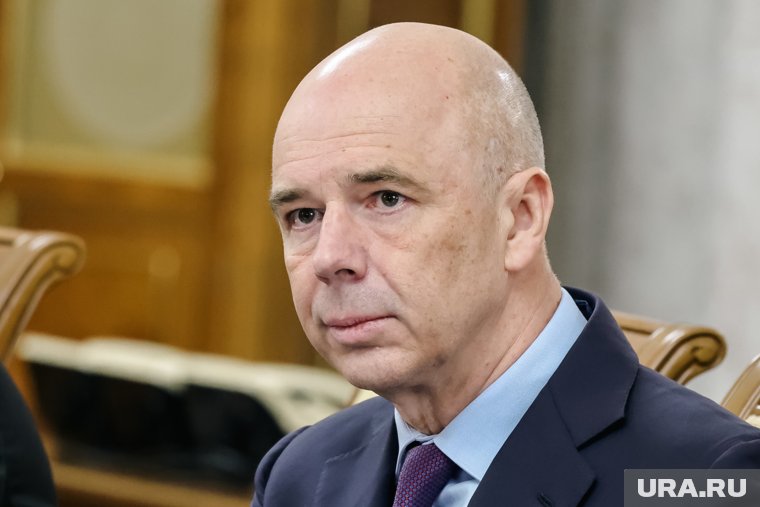 Глава Минфина вошел в состав российской делегации, которая полетит на Аляску: что известно об Антоне Силу...