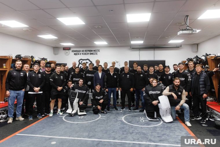 Текслер обратился к хоккеистам клуба «Трактор» перед началом сезона. Видео