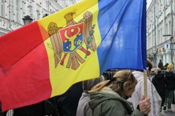 Оппозиция обогнала Санду на выборах в Молдове