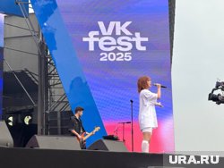 Солдаут, заполненная набережная и признания в любви: как прошел VK Fest в Челябинске