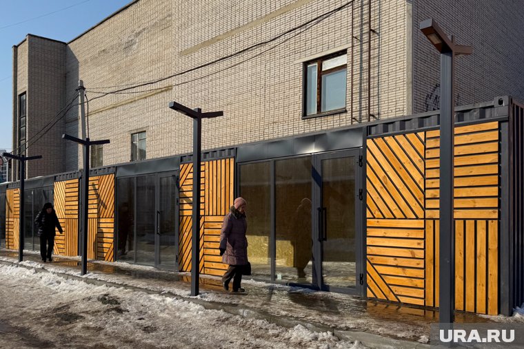 В Кургане на блошином рынке аренда новых павильонов подешевела, но в них никто не заехал