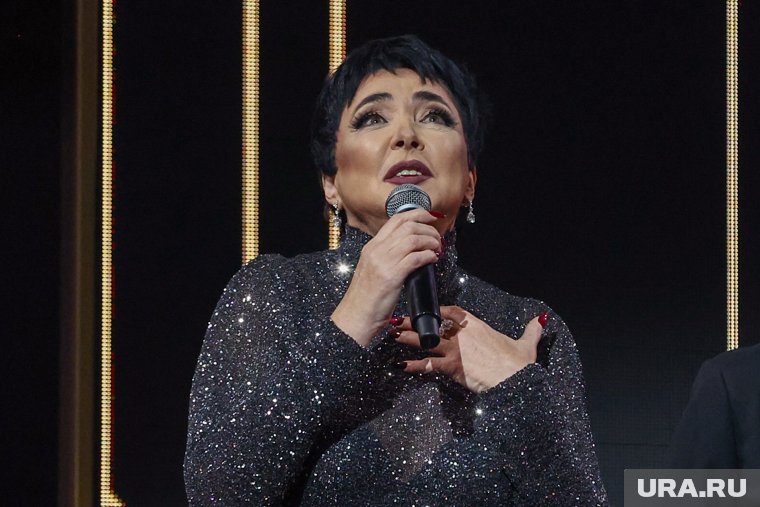 Лолите Милявской 61: пять браков, ноль комплексов и десятки скандалов