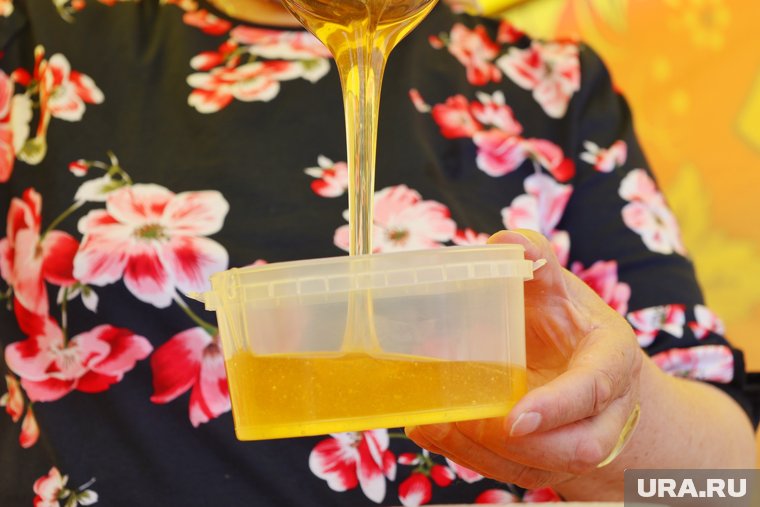 Кому друг, а кому — враг: врач-диетолог рассказал о пользе, вреде и применении меда