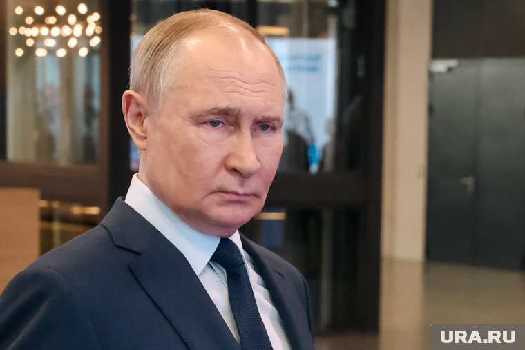 Путин готовит Россию к затяжному сражению с Западом