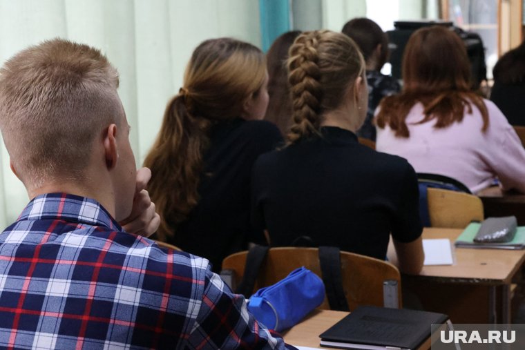 Курган богат талантами: ученики заработали деньги для школ. Фото