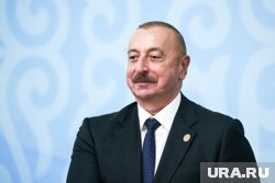 Ушаков объяснил отсутствие Алиева на параде в Москве