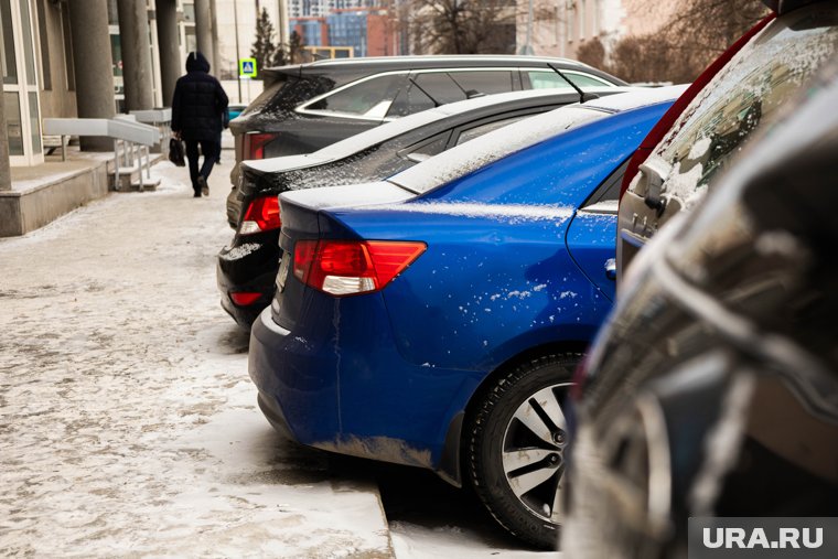 Водителям рассказали, за какой цвет автомобиля могут оштрафовать