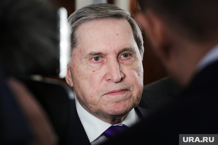 Ушаков ответил на вопрос, встретится ли Путин с Алиевым и Трампом в рамках ШОС