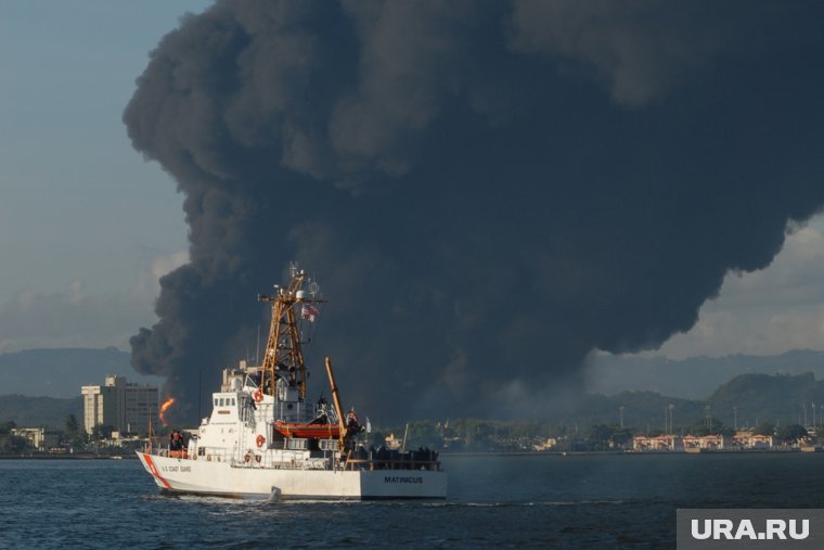 Услышали даже на соседнем острове: что известно о взрыве в иранском порту Бендер-Аббас с десятками п...