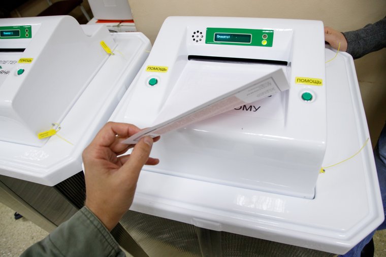 Свердловчане могут выбрать нового губернатора в Москве и Донбассе, в больнице и СИЗО: инструкция