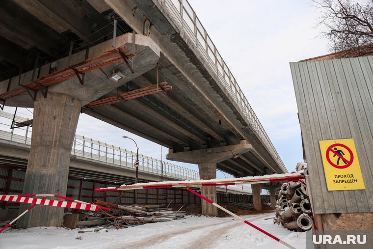 В ХМАО мэрия срочно объявила тендер на реконструкцию моста после визита губернатора