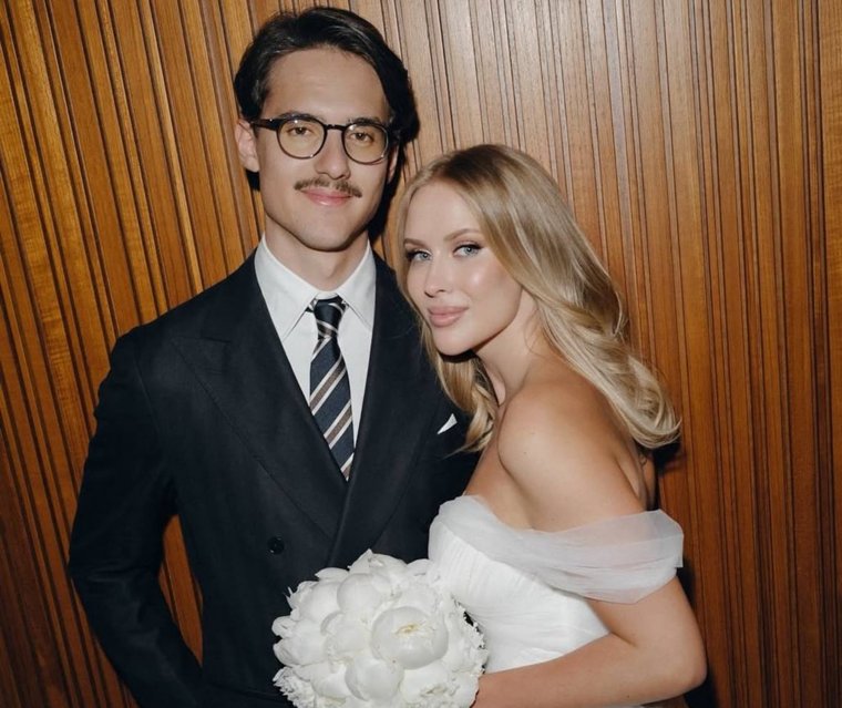 Хоккеист челябинского «Трактора» женился на дочери главы Федерации борьбы РФ