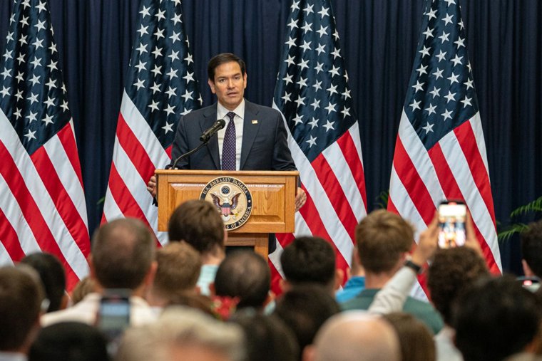 Путин остается ключевым игроком: дипломаты Белого дома выступили с заявлением перед визитом Зеленского