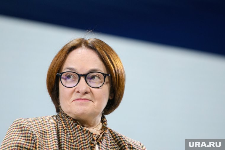 Десятки разных экспертов дали единый прогноз по ключевой ставке ЦБ
