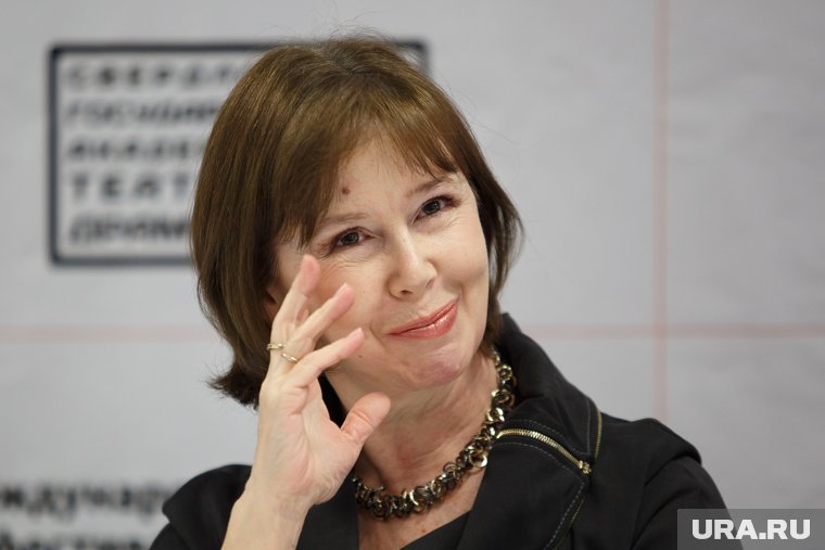 Едва не умерла на съемках и терпела мужа-тирана: Евгении Симоновой — 70