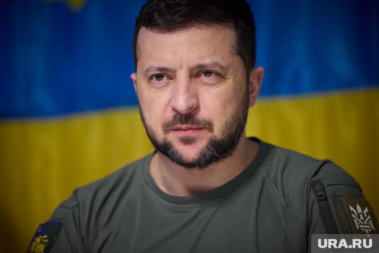 Зеленский призвал к миру после удара ФАБ по заводу: в чем хотят обвинить Россию