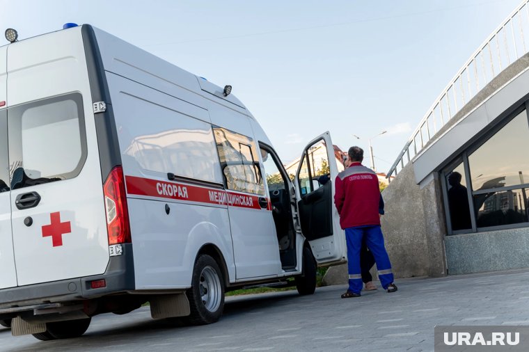 Три человека доставлены в больницу после взрыва на заводе в Стерлитамаке