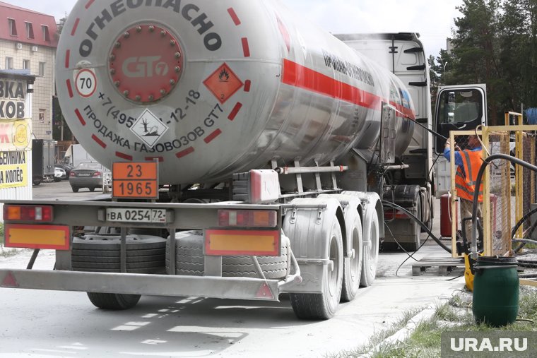 Челябинские фермеры при уборке пшеницы столкнулись с дефицитом дорогого горючего