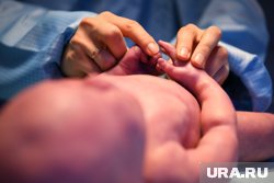 В ХМАО у 53-летней пациентки неожиданно родился первенец