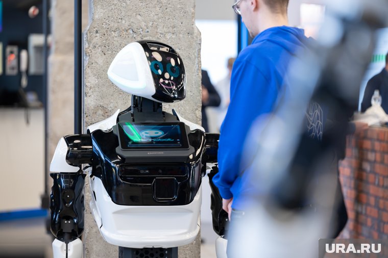 Поиск людей и роботов: сенатор Муратов рассказал о планах «Курганприбора» на новый актив в Новосибирске