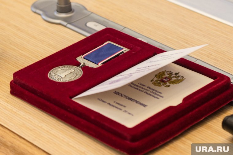 Путин наградил медалью директора дочки Лукойла в ХМАО