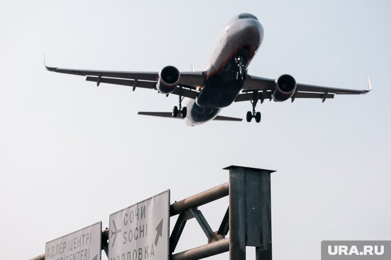 Сразу в шести аэропортах ввели временные ограничения