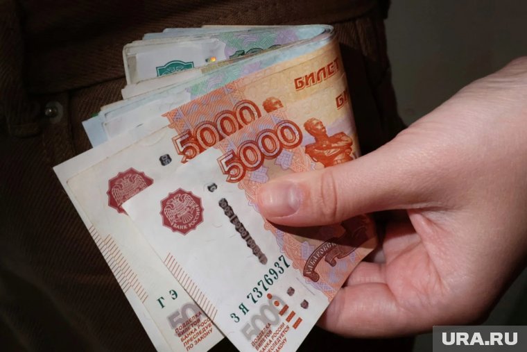 Курганец отсудил у своей управкомпании почти 300 тысяч за потоп