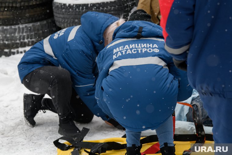 Водителя УАЗа зажало в кабине после ДТП на трассе Пермь — Екатеринбург. Фото