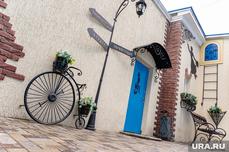 Пермский ТЮЗ раскрыл афишу октября