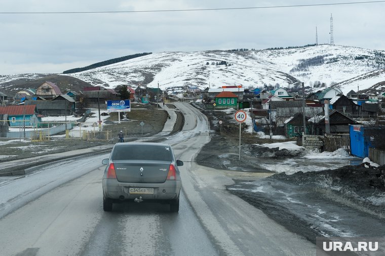 Четыре человека, в том числе двое детей, погибли в ДТП в Челябинской области