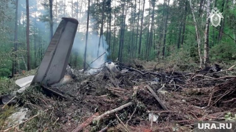 Полсотни погибших в результате катастрофы с Ан-24: страшные кадры с места ЧП. Фоторепортаж