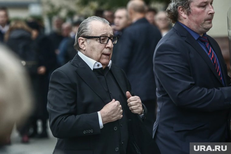 Геннадий Хазанов избавляется от недвижимости в России