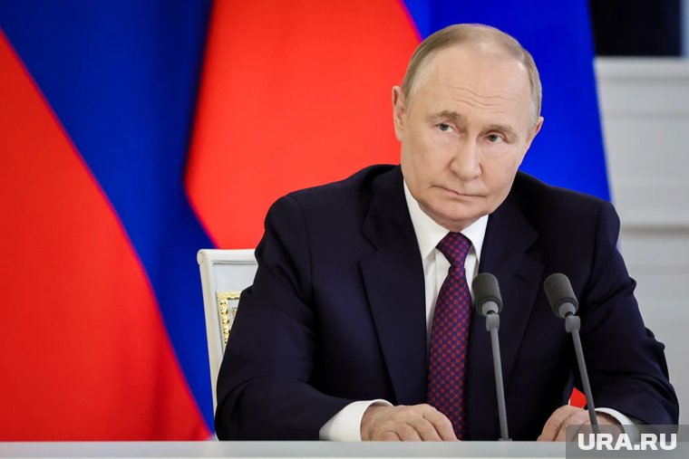 Путин похвалил пермские заводы за вклад в развитие страны. Видео