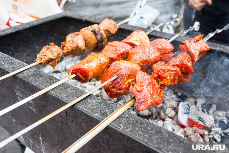 Как приготовить идеальный маринад для шашлыка: советы шеф-повара