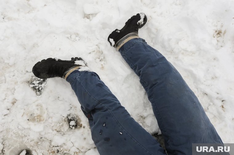 В ЯНАО нашли мертвым хозяина сгоревшей иномарки из Дагестана