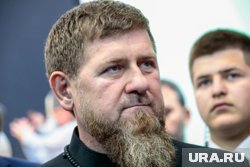 Кадыров разыгрывает iPhone 17 среди голосовавших за «Грозный-Сити» на купюрах