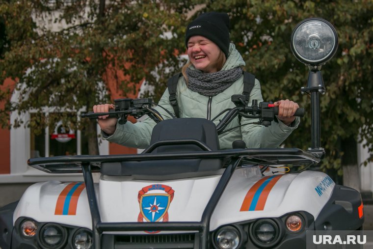 Спасатели провели эвакуацию пятерых жителей ЯНАО, застрявших в тундре. Фото