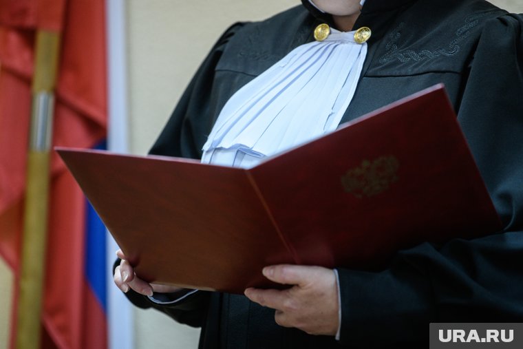 Давили машиной, резали ножом: иностранцы пытались жестоко расправиться с жителем ЯНАО