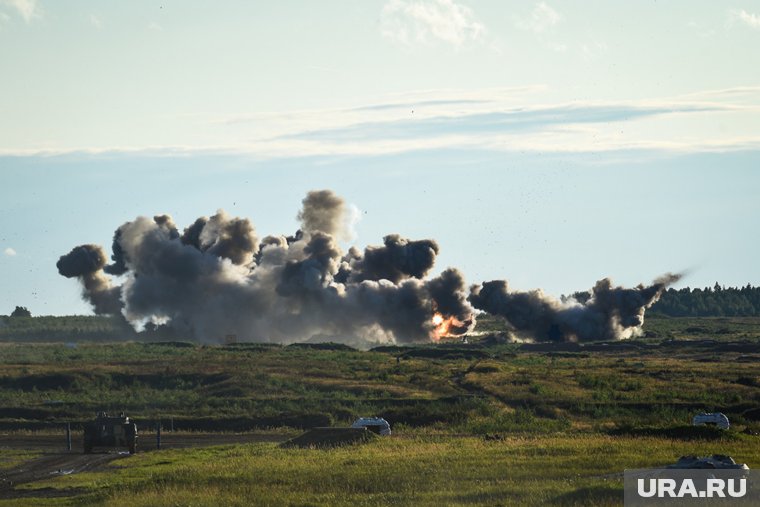 По Киеву второй день наносят мощные удары: целями стали важные для ВСУ военные объекты