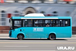 В Кургане экипаж автобуса помог школьнику, которому стало плохо в салоне