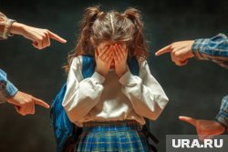 Постоянно ест и играет в игры: как понять что у школьника осенняя депрессия